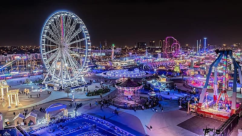 بملاكمة تاريخية..آل الشيخ يعلن موعد موسم الرياض 2023