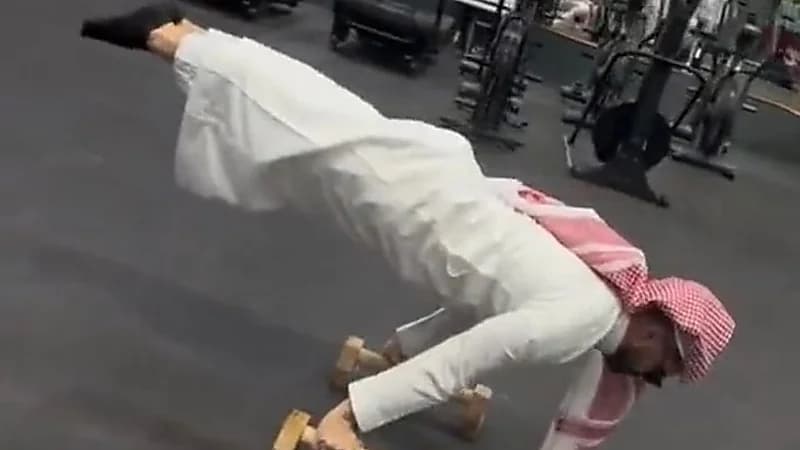 الاحتفال باليوم الوطني من داخل صالة الألعاب الرياضية  ..  فيديو