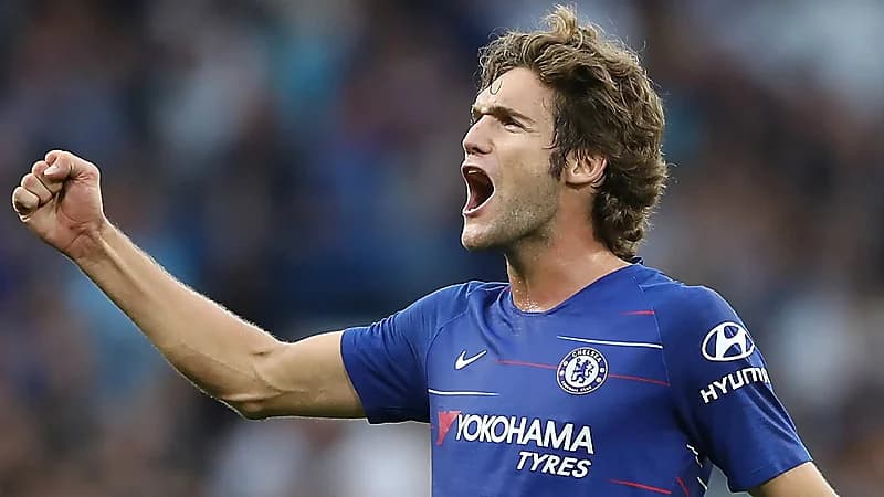 لاعب برشلونة ألونسو يخضع لعملية جراحية