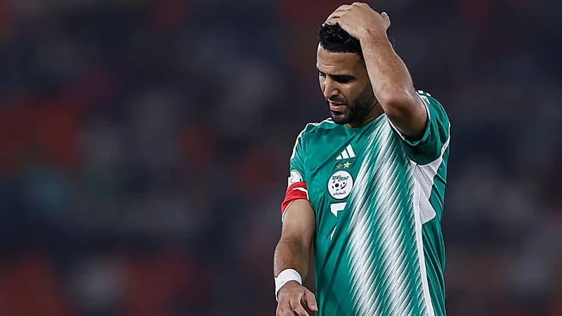 ردة فعل رياض محرز بعد الخروج من أمم إفريقيا .. فيديو