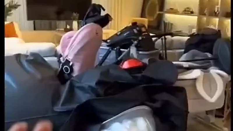 سارة الودعاني توضح سبب كثرة الأغراض في منزلها