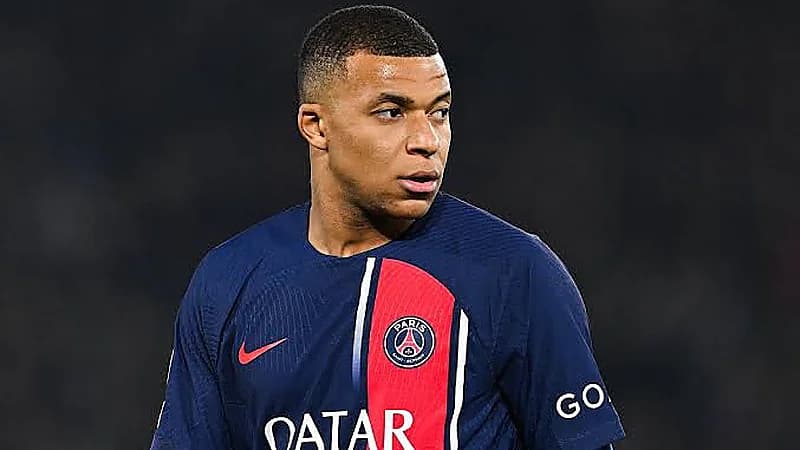 الكشف عن الاسم الحقيقي لـ كيليان مبابي