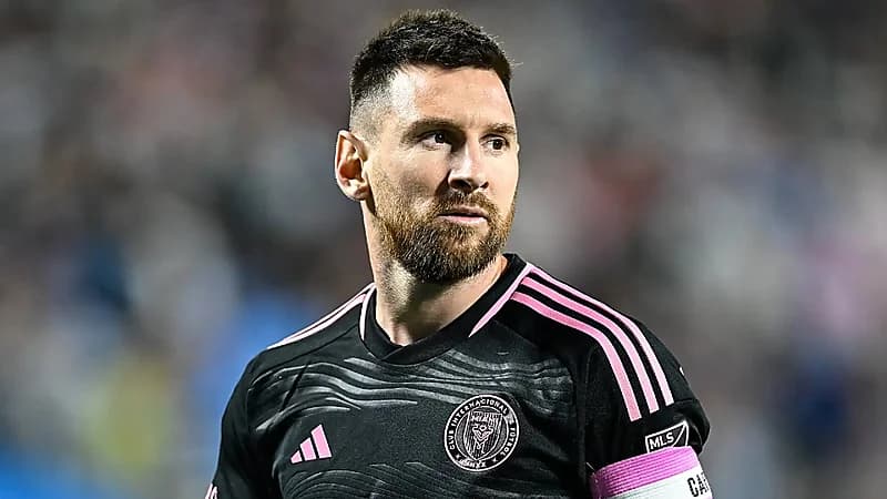 ميسي يتورط في قضية فساد مع نجم برشلونة ورئيس الاتحاد