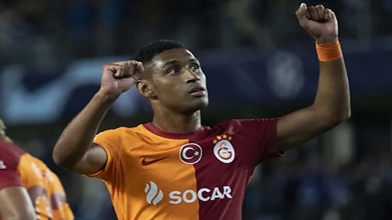 الأهلي يسعى لضم اللاعب البرازيلي تيتي