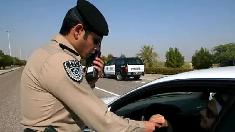 الكويت: حظر تواجد الشرطة بالمجمعات وصالات الأفراح والمقابر بلباسهم العسكري