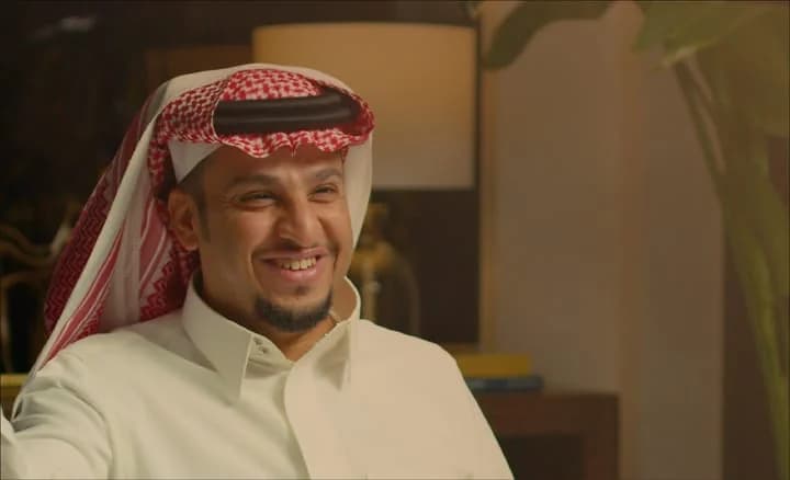 فيصل العيسى يصور مشاهد من شباب البومب في المملكة أرينا.. فيديو