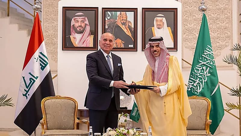 خادم الحرمين يتلقى دعوة الرئيس العراقي لحضور القمتين العربيتين