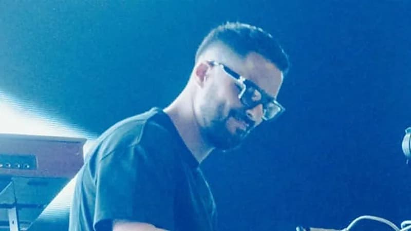 جدل حول ملحن مصري بعد نشره زامل يمني ارتبط بالحوثيين