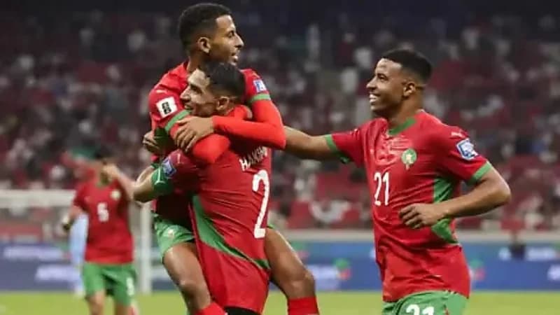 فرحة والدة حمزة إغمان تخطف الأضواء بعد هدفه الأول مع المغرب  ..  فيديو