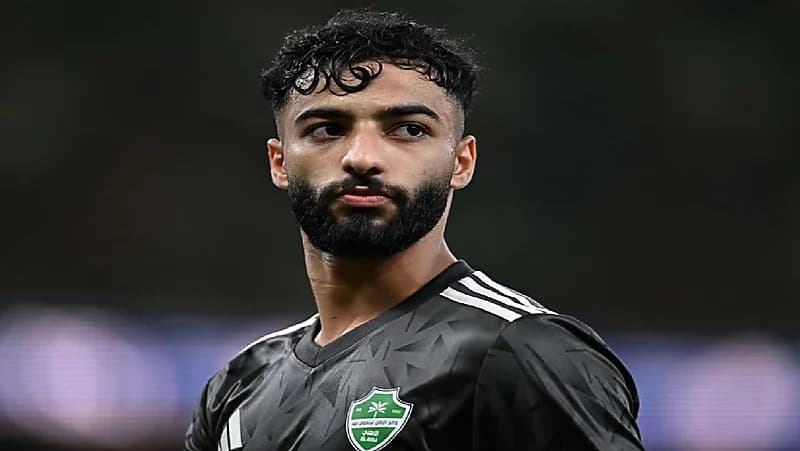 أبو الشامات يعود لتدريبات الأهلي قبل مواجهة ناساف