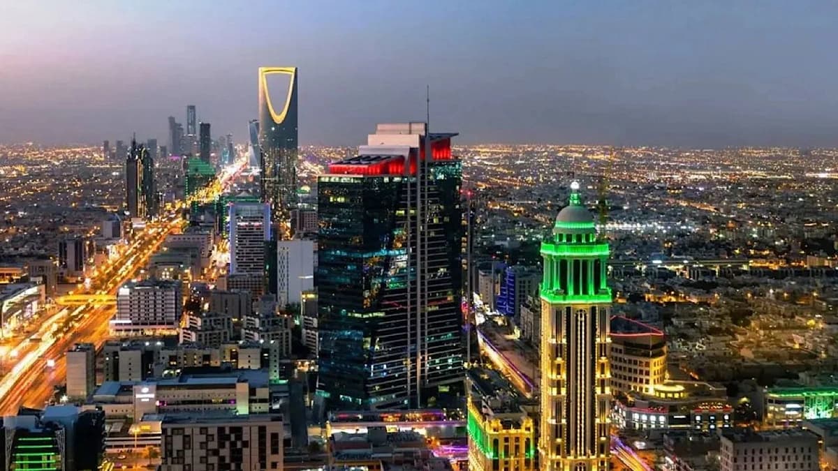 فيتش: الإيرادات غير النفطية في المملكة لا تزال قوية رغم الضغوط المالية