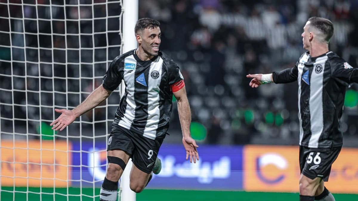 غموض حول مشاركة حمدالله أمام الهلال