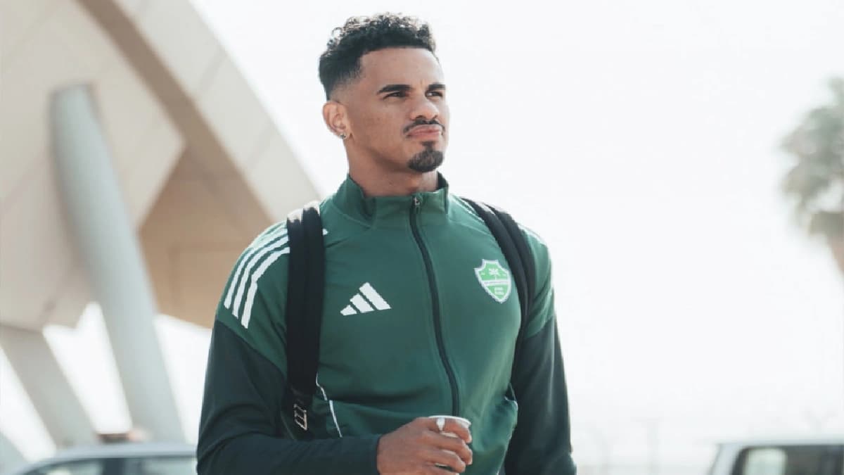 جالينو يلزم مقاعد البدلاء أمام السد