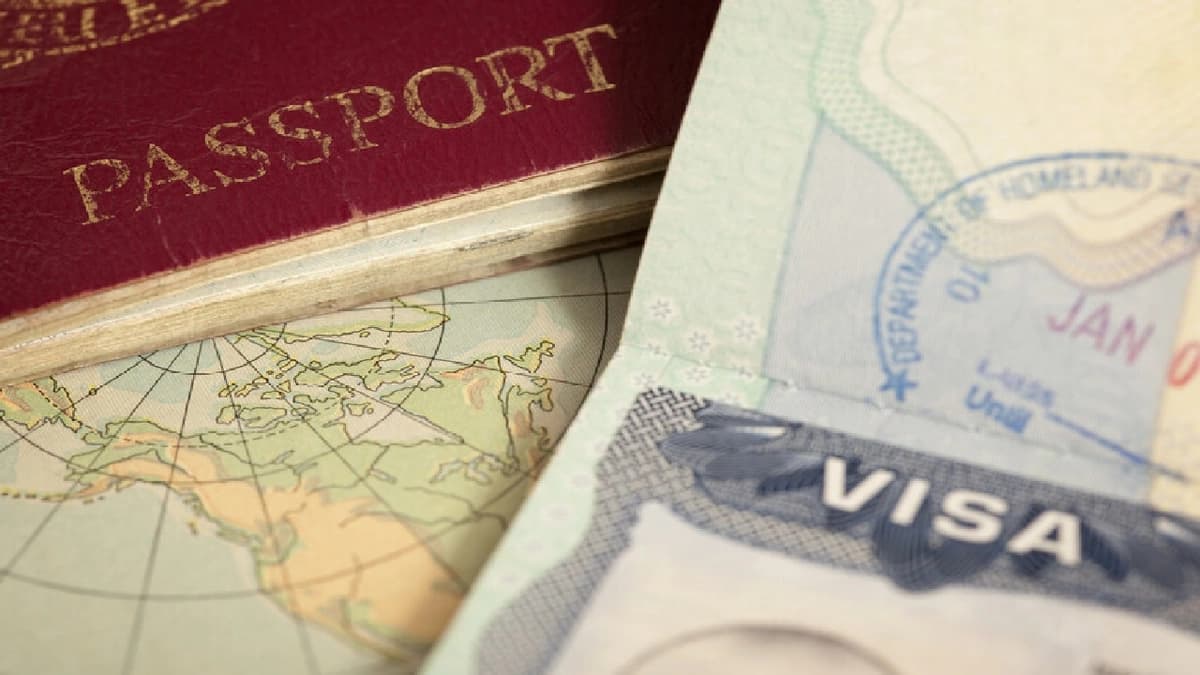 الخارجية الأمريكية تشدد شروط التأشيرات وتستبعد المصابين بأمراض مزمنة