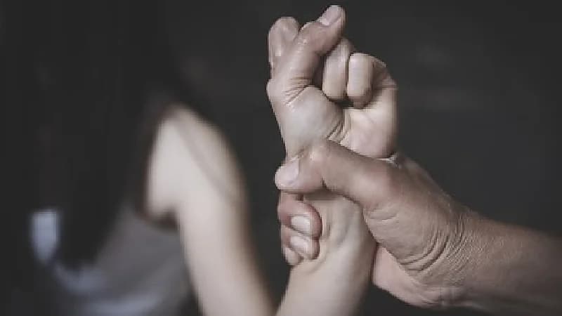 نجاة فتاة من شاب حاول اغتصابها بسوريا