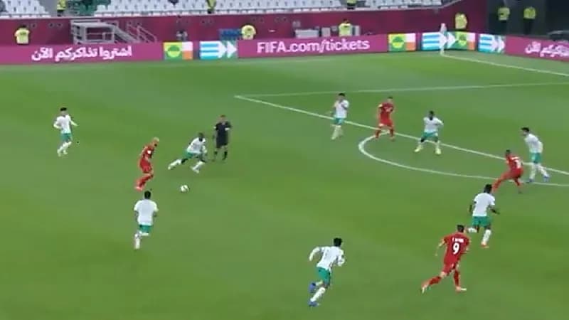 فيفا يشيد بمهارات اللاعبين العرب: "أهل الاتقان والمهارة"