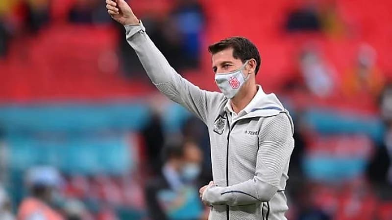 مدرب العراق قلِق بسبب إصابة اللاعبين بنزلات برد