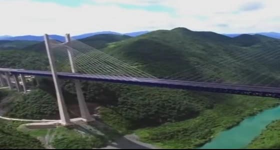 استخدموا الصواريخ في بناءه.. ما لا تعرفه عن جسر " سي دو " المعلق بين الوديان