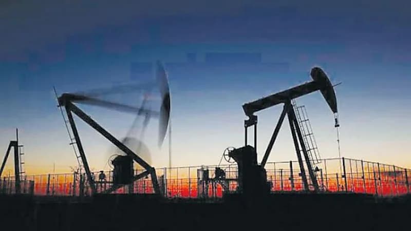 هبوط أسعار النفط بعد ارتفاعها ثلاثة أيام