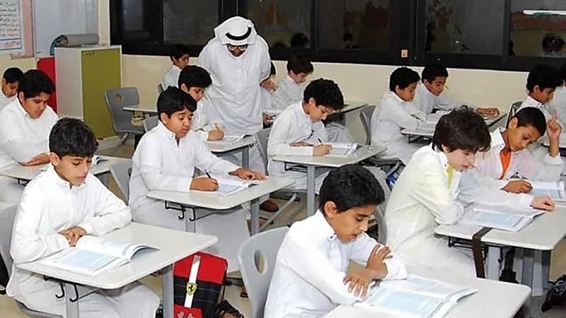 "استشاري" يوضح أسباب خوف الأطفال من الذهاب للمدرسة