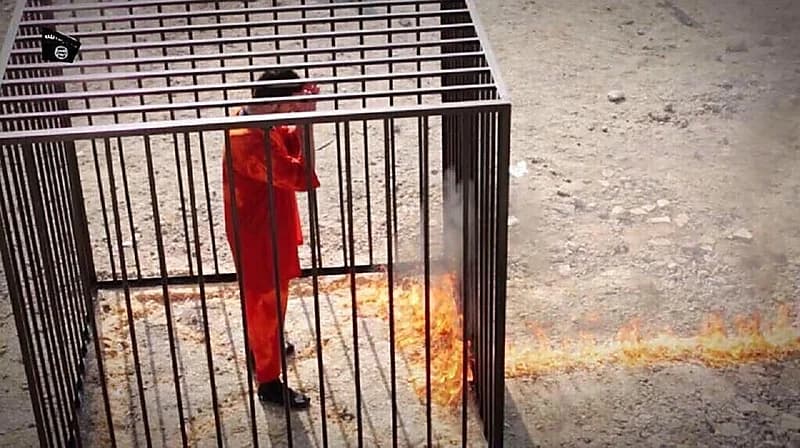 اليوم.. محاكمة الداعشي حارق الطيار الأردني معاذ الكساسبة