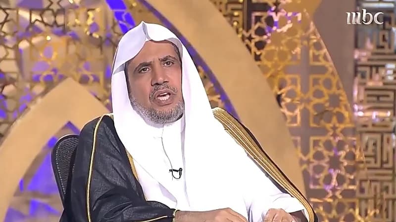 شاهد.. رد الشيخ «العيسى» على إن من صور العذاب اختلاف الأضلاع في القبر
