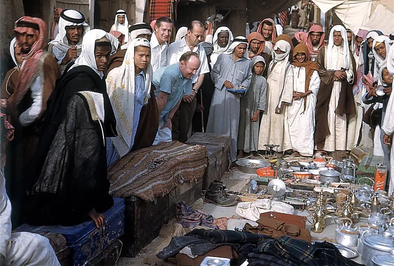 صورة جميلة وواضحة في داخل أحد أسواق الرياض