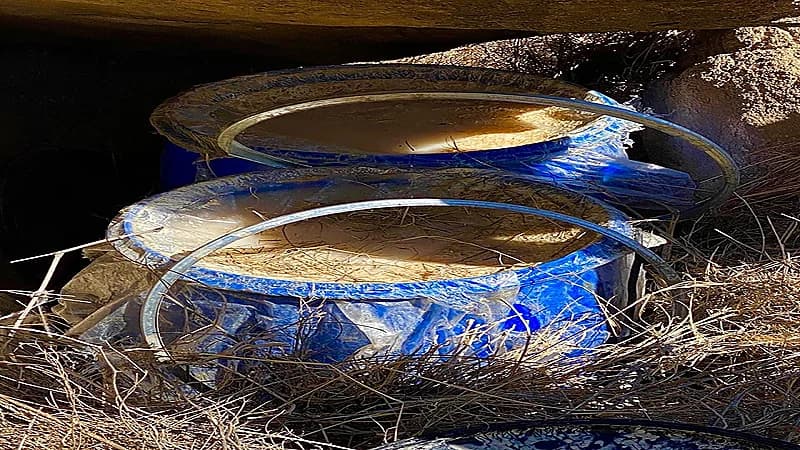 الجهات الأمنية تضبط مصنع للخمور بأحد أودية عسير