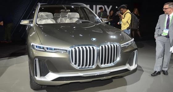 بالصور .. تألق BMW X7 التجريبية الضخمة في لوس أنجلوس