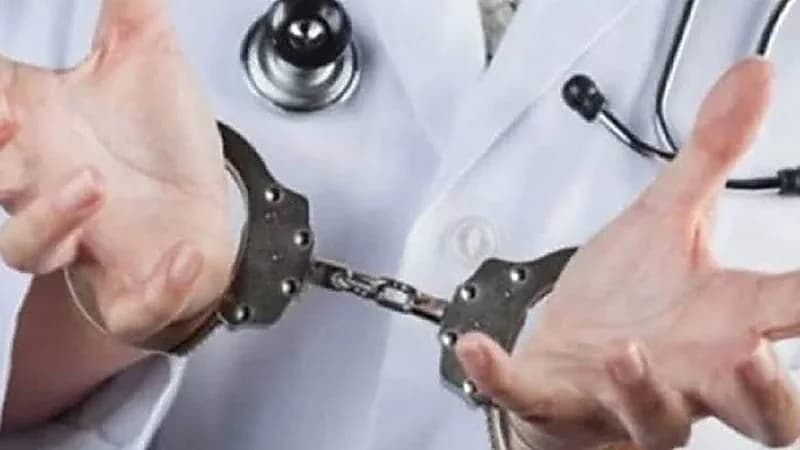 طبيب بيطري يتسبب في بتر قدم شاب