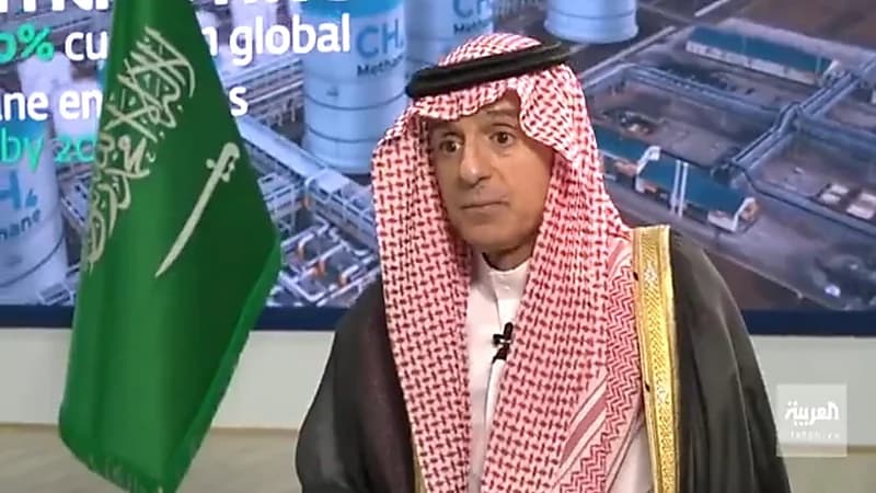 بالفيديو.. رد هادئ من "الجبير" بشأن تناقض الغرب