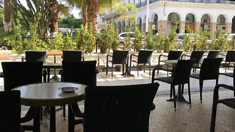 الكشف عن أبرز العوامل التي يمكن من خلالها إنجاح عملية الاستثمار في نشاط المقاهي