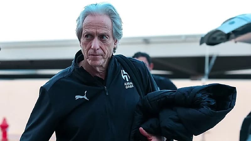 جيسوس يختار بديل البليهي