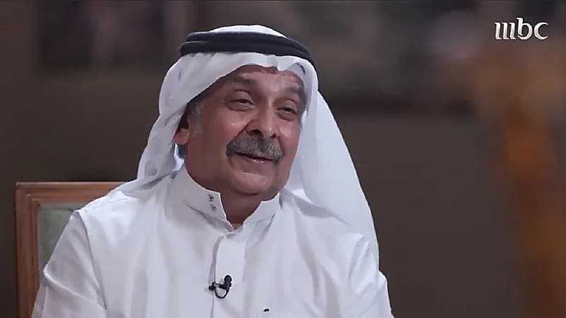 بالفيديو.. قصة مواطن تحدى الصعاب حتى أصبح عالم بارز في الكيمياء