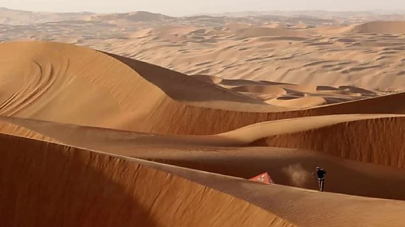 العثور على شاب فقد في الربع الخالي
