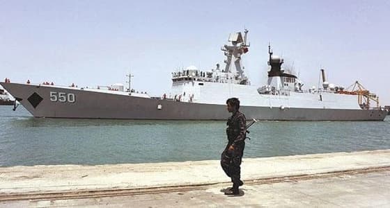 " دعم الشرعية باليمن " : الحوثيين يدربون غواصين على زرع الألغام بالسفن لتفجيرها