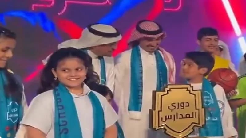 شاهد.. سؤال عفوي من طالب لوزير التعليم:"عادي تكون إجازتنا في رمضان"