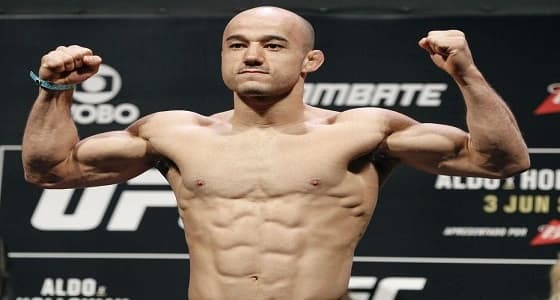 بالفيديو .. مباراة قتالية تنتهي بعد 67 ثانية فقط