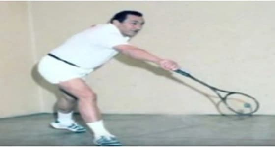 بالفيديو| سياسي كويتي يكشف تفاصيل مباراة إسكواش مع حسني مبارك رغم التهديدات