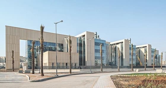 بالصور.. 45 مختصًا يناقشون ازدهار الوطن في " المنتدى الثامن للأبحاث الطبية "