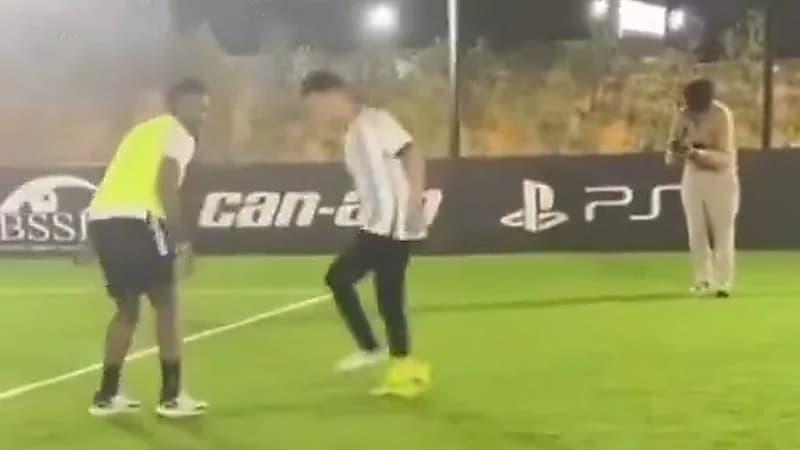 عموري لاعب الهلال السابق في أحدث ظهور له .. فيديو