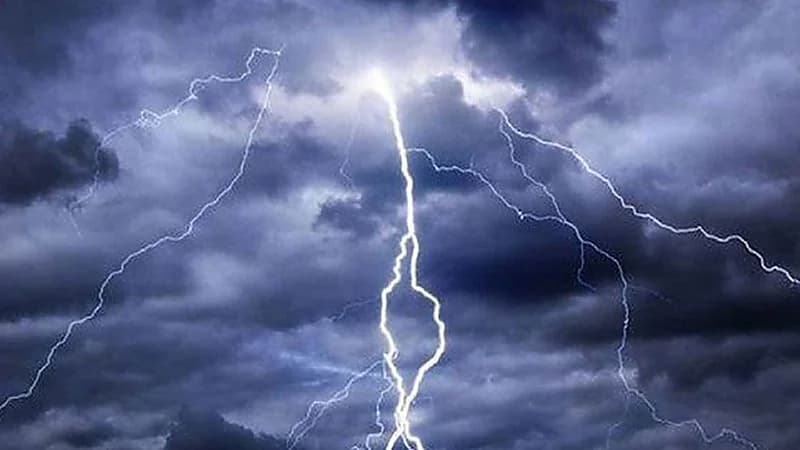 مصرع وافد بصاعقة رعدية في عارضة جازان