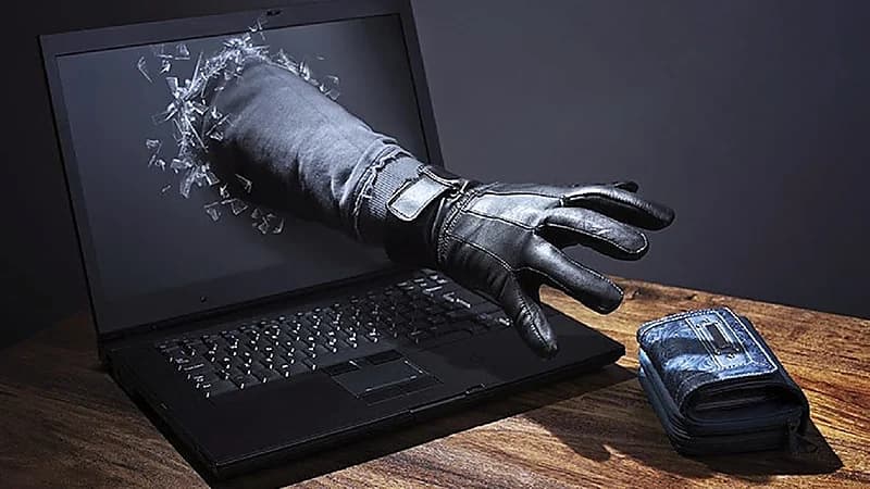 بالفيديو.. حساب وهمي ينتحل صفة مدرسة قيادة ويحصل من مواطنة على 500 ألف ريال