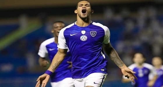 بالفيديو.. ريفاس يردد النشيد الوطني قبل مباراة الفيصلي