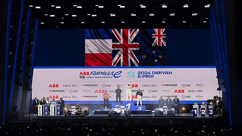 النقل المستدام يسلط الضوء على تحول الطاقة في المملكة مع عودة بطولة إيه بي بي (ABB) فورمولا إي العالمية