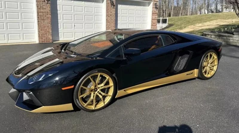 بالصور.. لامبورجيني تحتفل بسيارة ميورا الجديدة الفاخرة