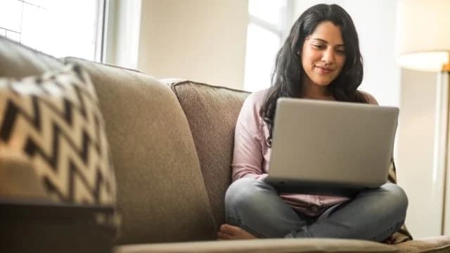 هل تضغط السماح بملفات تعريف الارتباط على متصفح الويب ؟