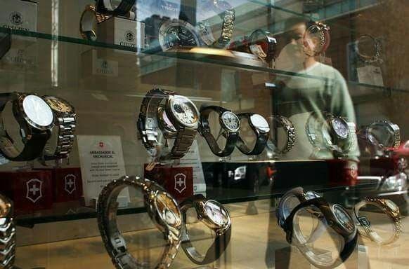صادرات صناعة الساعات السويسرية تتراجع للعام السابع على التوالي