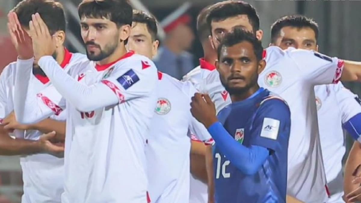 طاجيكستان تهزم  المالديف بثنائية في تصفيات أمم آسيا 2027