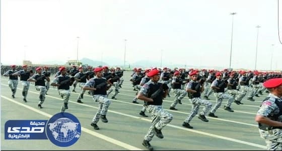 الشرطة العسكرية بسجن عنيزة تتصدى لطائرة فانتيوم الحشيش